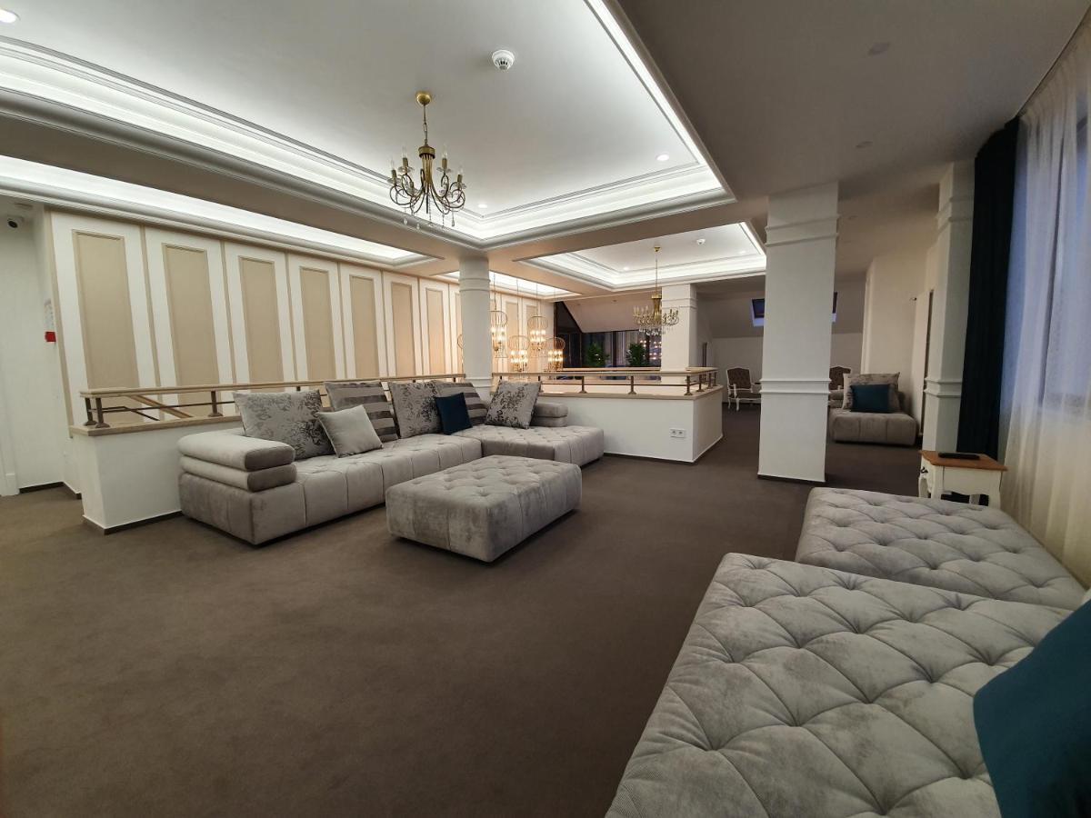 Vila Berlin Hotel Poiana Brasov Ngoại thất bức ảnh