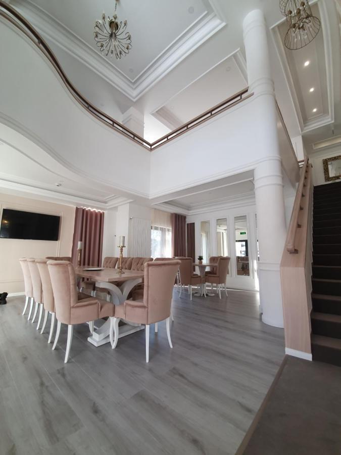 Vila Berlin Hotel Poiana Brasov Ngoại thất bức ảnh