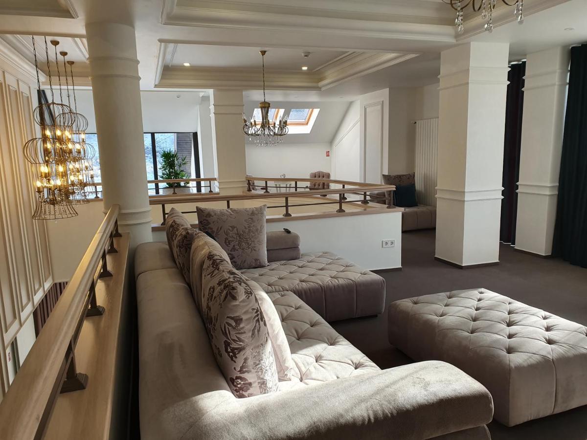 Vila Berlin Hotel Poiana Brasov Ngoại thất bức ảnh
