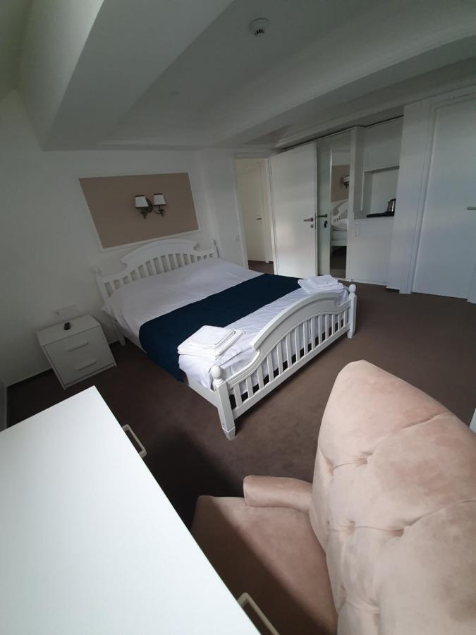 Vila Berlin Hotel Poiana Brasov Ngoại thất bức ảnh